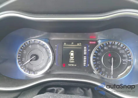 2017 Chrysler 200 Touring z USA, uszkodzony, nr VIN 1C3CCCFB2HN502784